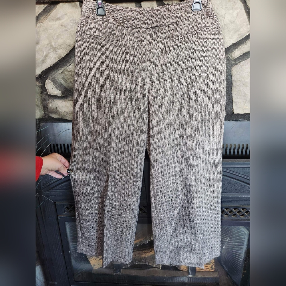 NWT Jones New York cropped Capri dress slack Size 4